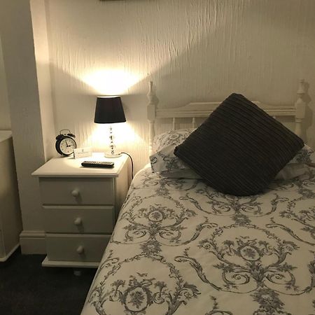 לו Bridgeside Guest House מראה חיצוני תמונה